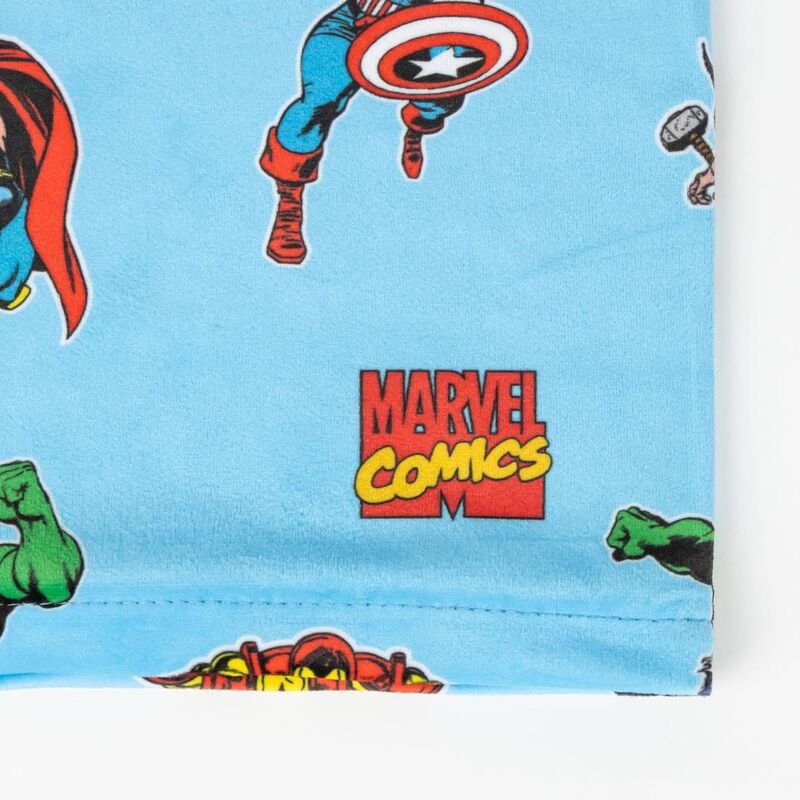 Conjunto gorro guantes braga cuello Los Vengadores Avengers Marvel - Imagen 5
